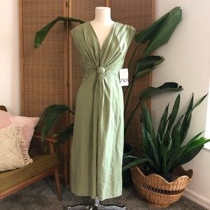 Zara Sleeveless Linen Dress in Sage